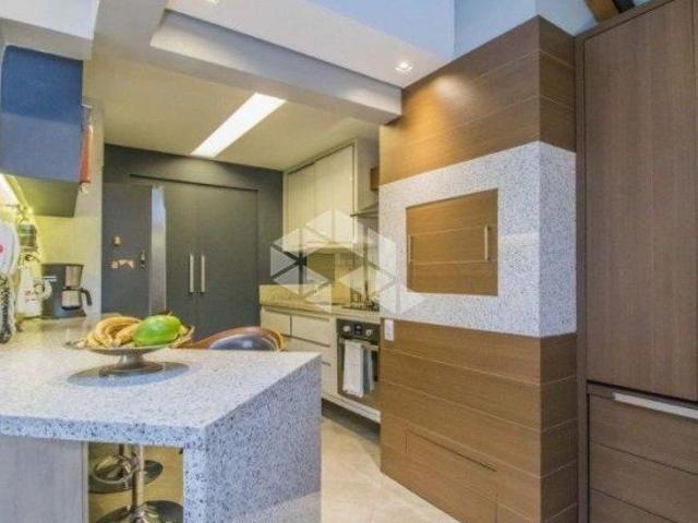 Casa em Condomínio de 4 quartos à venda, 2 vagas, bairro Boa Vista Porto Alegre