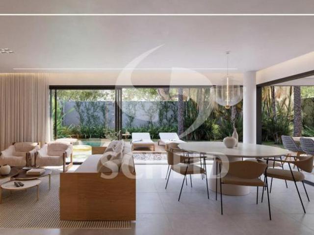 Casa em Condomínio de alto padrão com 4 suítes e piscina Real Parque