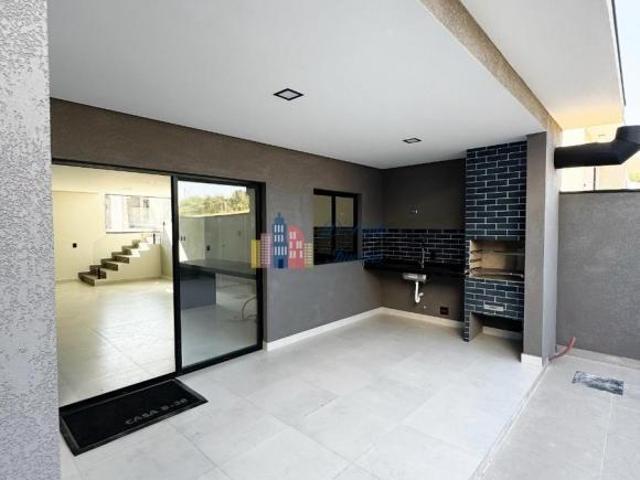 Casa em Condomínio de Alto Padrão em Araçariguama SP: 3 quartos, 1 suíte, 2 salas, 3 banheiros, 3 va