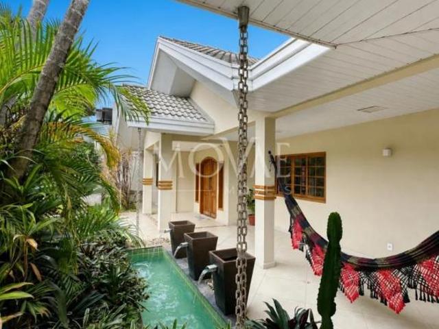 Casa em condomínio de Alto Padrão Voltado para natureza