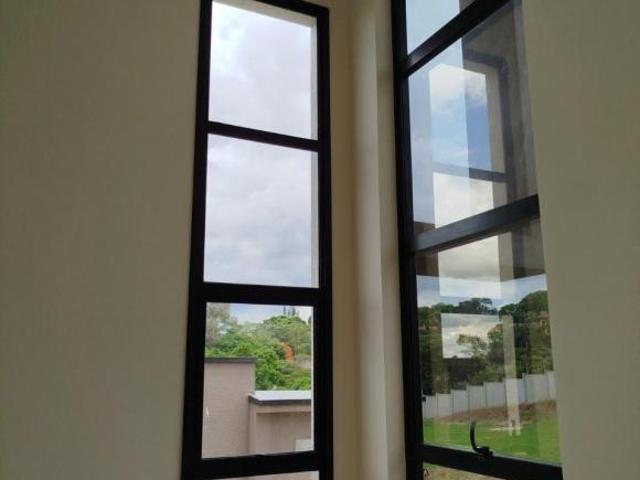 Casa em condomínio de luxo em Indaiatuba SP no Jardim Villa Sapezal: 3 quartos, 3 suítes, 1 sala, 5