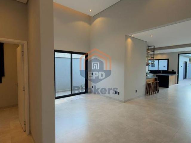 Casa em Condominio em Jardim Samambaia Jundiaí, SP