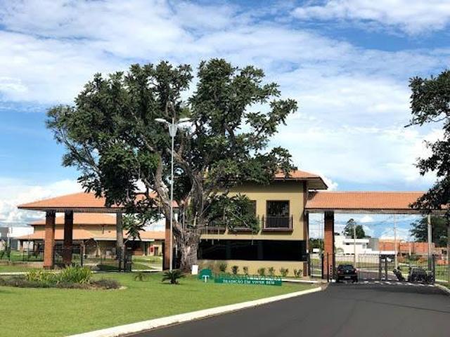 Casa em Condomínio em Residencial Terras da Fazenda Marília, SP