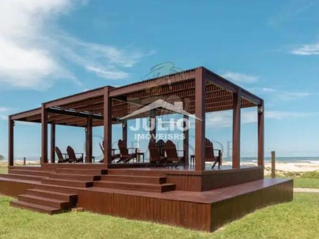 Casa em Condomínio Fechado, único a Beira Mar em Torres.com 324m² Privativos