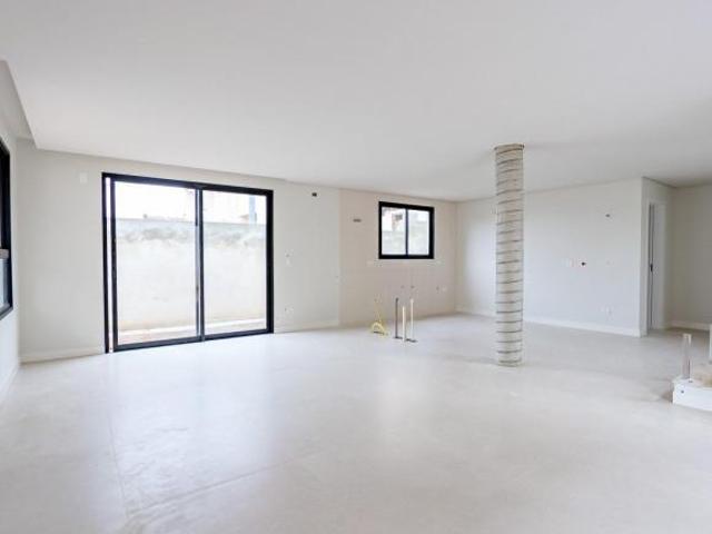 Casa em Condomínio Fechado – A melhor vista do Mercês