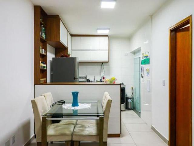 Casa em condomínio fechado com 2 suítes e 1 vaga de garagem R. Coatinga, 166 Jardim Umarizal