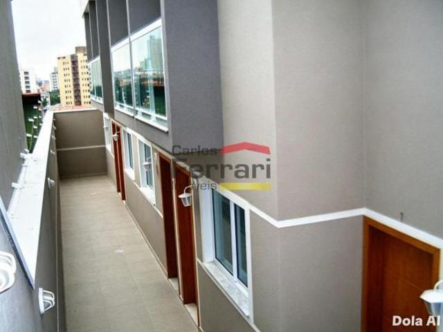 Casa em Condomínio Fechado, com 61 m², 2 quartos sendo 2 suítes e 2 vagas, perto