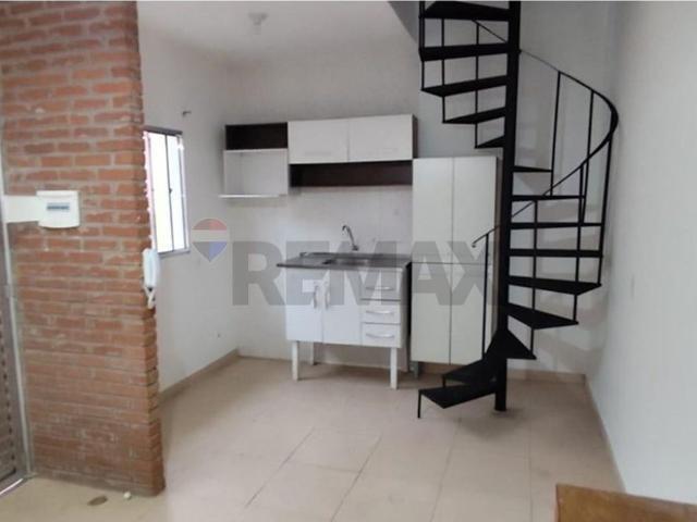 Casa em condomínio fechado com um dormitório 52m² para locação em Veleiros