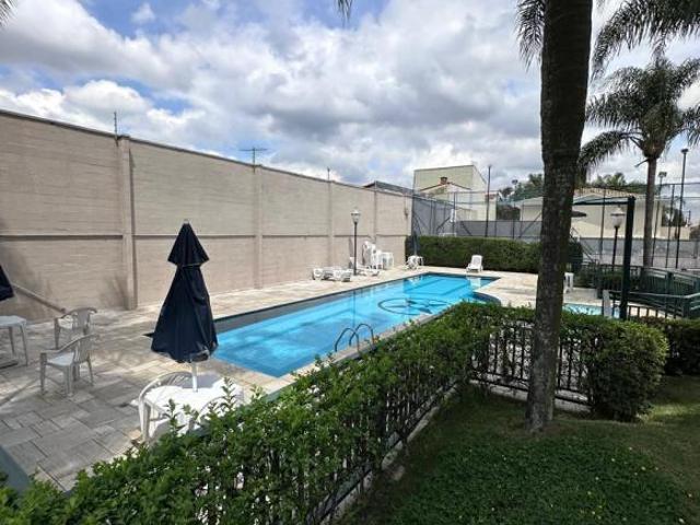 Casa em condomínio fechado próximo ao Bosque Maia Guarulhos