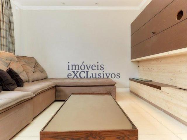 Casa em condomínio, imperdível!