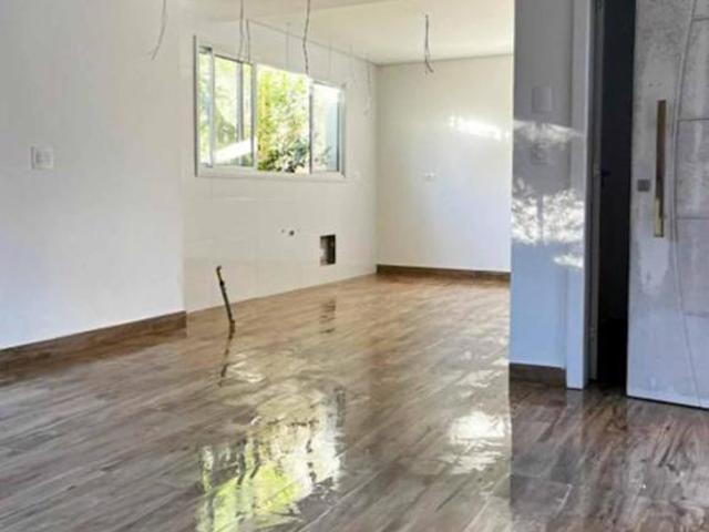 Casa em Condomínio no Campo Comprido 3 quartos, 1 suíte, 2 vagas de garagem Curitiba PR!