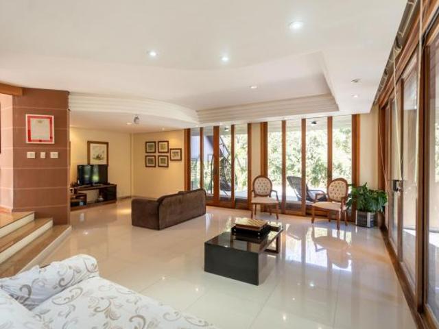 Casa em condomínio no Vista Alegre ARYA 1