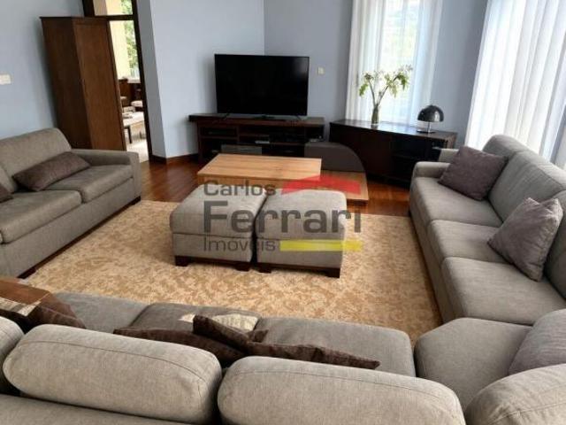 Casa em Condominio na Serra da Cantareira, 1.100m² de terreno, 4 quartos, piscina