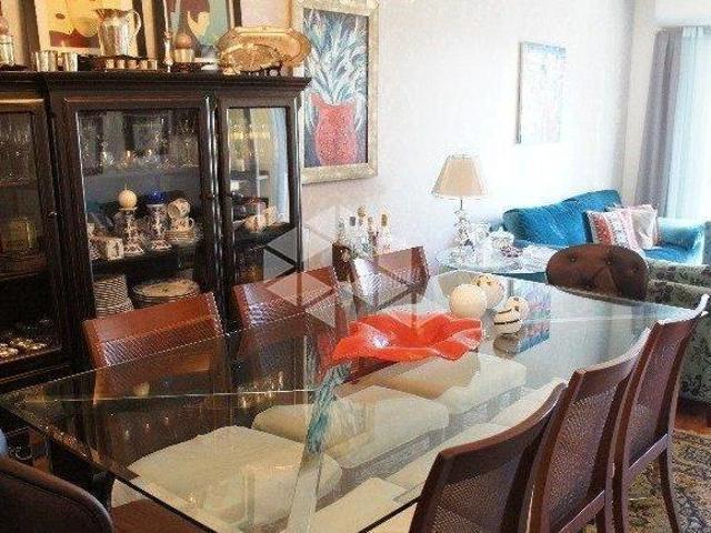 Casa em condomínio na Pedra Redonda em POA