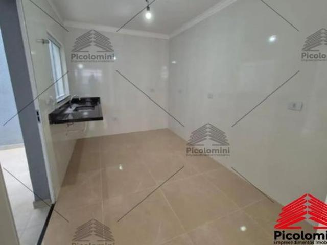 Casa em Condomínio na Vila Alpina Com 70 metros, 2 Quartos, 2 Suítes, Sala 2 ambientes, Lavabo e 1 V