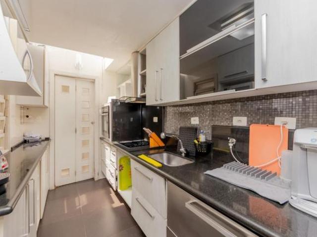 Casa em condomínio para venda com 3 quartos, 163m²