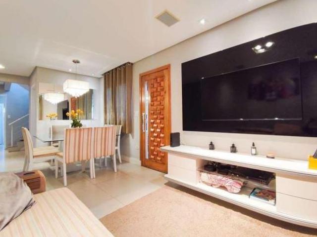 Casa em condomínio para venda com 3 quartos, 121m²
