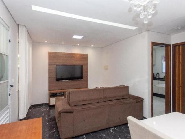 Casa em condomínio para venda com 3 quartos, 70m²