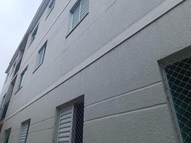 Casa em condomínio para venda com 2 quartos, 56m²