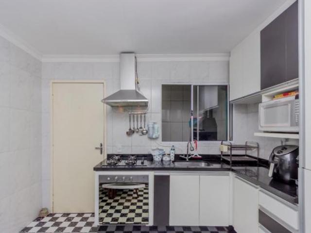 Casa em condomínio para venda com 2 quartos, 70m²