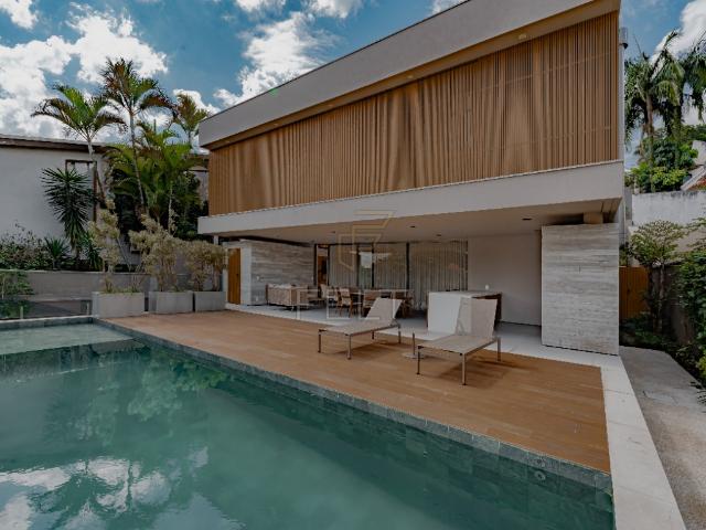 Casa em Condomínio para Venda e Aluguel em Alphaville 01, Barueri, SP