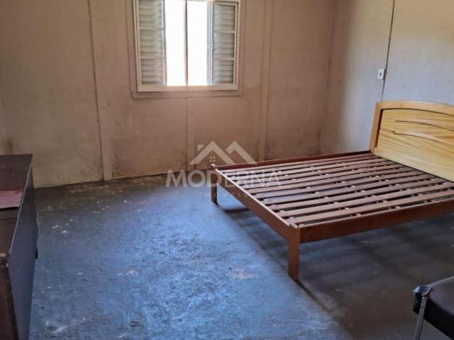 Casa em Condomínio para Venda em Bofete, Condominio 7 Nascentes, 2 dormitórios, 1 banheiro, 1 vaga