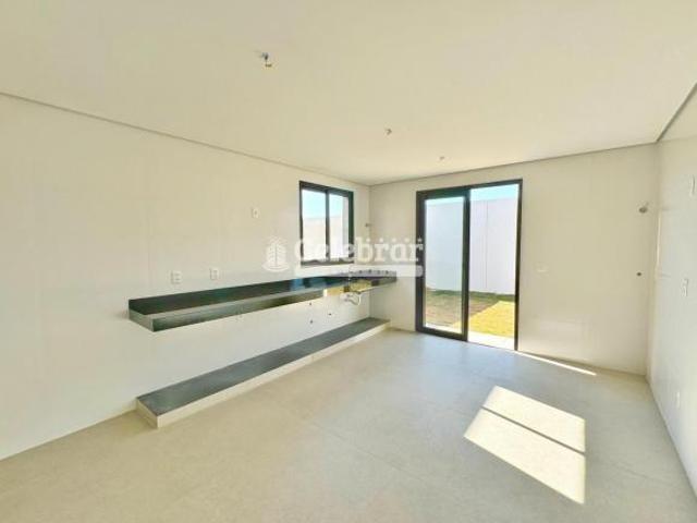 Casa em Condomínio para Venda em Contagem, Quintas Coloniais, 4 dormitórios, 1 suíte, 4 banheiros, 4