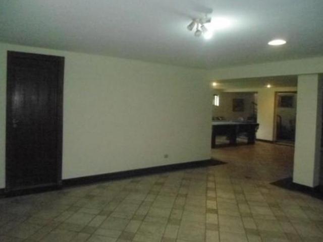Casa em Condomínio para Venda em Curitiba, Bacacheri, 5 dormitórios, 5 suítes, 8 banheiros, 6 vagas