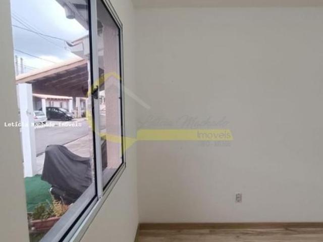 Casa em Condomínio para Venda em Mogi das Cruzes, Jardim Layr, 2 dormitórios, 1 banheiro, 1 vaga
