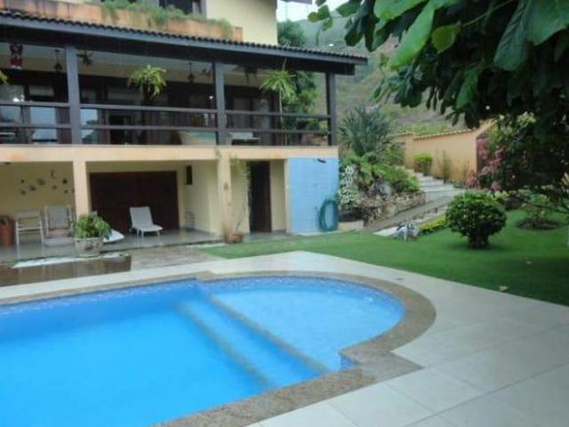 Casa em Condomínio para Venda em São Sebastião, Guaecá, 5 dormitórios, 2 suítes, 6 banheiros, 4 vaga