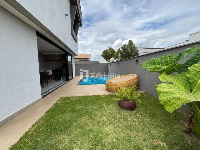 Casa em Condomínio para alugar no Villa D'Aquila, 3 quartos, sendo 3 suítes, 4 vagas, no bairro Villa D'áquila em Piracicaba SP