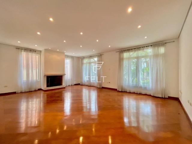 Casa em Condomínio para Aluguel em Alphaville 03, Santana de Parnaíba, SP