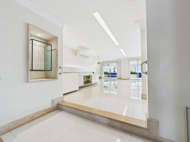 Casa em Condomínio para Aluguel em Alphaville 11, Santana de Parnaíba, SP