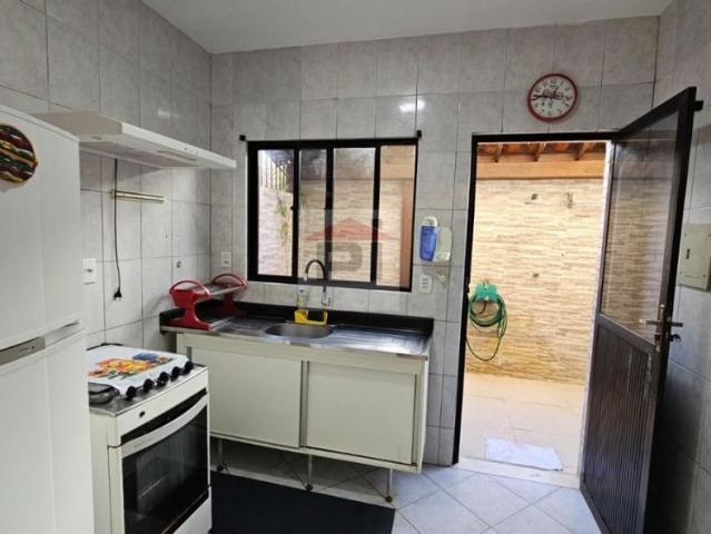Casa Em Condomínio Para Locação Em Lauro de Freitas, Miragem, 2 Dormitórios, 2 Suítes, 3 Banheiros