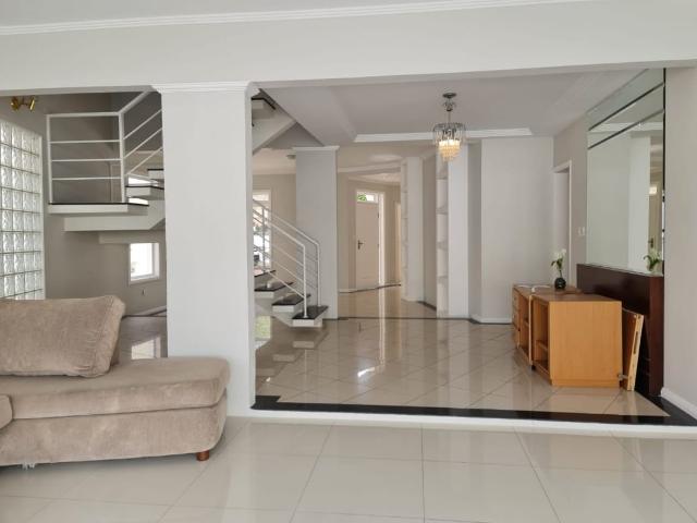 Casa em Condomínio para Locação, São José dos Campos / SP, bairro Condomínio Sunset Park, 4 dormitórios, sendo 2 suítes, 2 banheiros, área total 360 m², área construída 285 m²