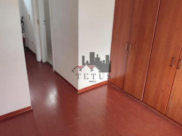 Casa em condomínio Parque Munhoz