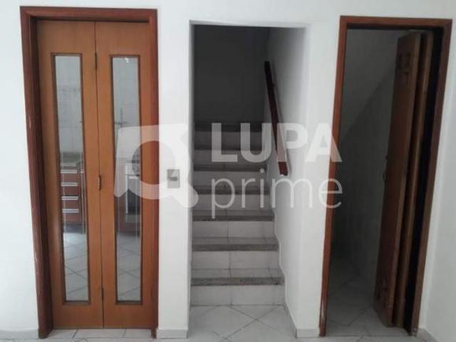 Casa em condomínio Parque São Domingos 2 dormitórios 2 banheiros 2 vagas 90 m²