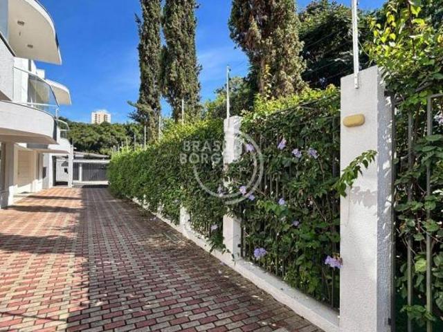 Casa em condomínio privativo no Jardim Pagliato a 4 minutos do Campolim com 3 dorms. sendo 1 suite