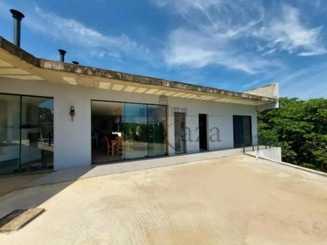 Casa em Condomínio Residencial Lago Dourado 5 Suítes 593,98m²