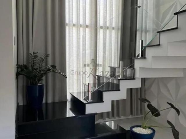 Casa em Condomínio Residencial Mantiqueira Zona Norte São José dos Campos