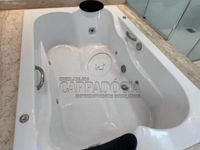 Casa em condomínio Residencial Quinta do Golfe