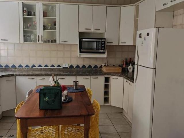 Casa em Condomínio Zona Leste 3 quartos com suite