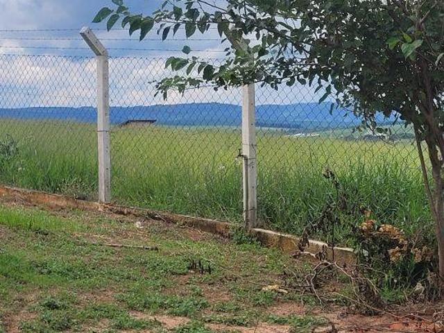 Casa em Condomínio/Associação Às Margens do Rio Piracicaba. Aceita Permuta em Limeira