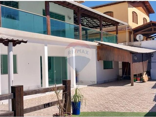 Casa em Conjunto Cristina São Benedito, Santa Luzia/MG de 571m² 5 quartos à venda por R$ 974.900,00