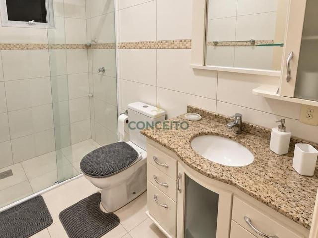 Casa Em Coqueiros, Florianópolis/sc de 100 m² 2 Quartos Para Locação R$4.800,00/mes