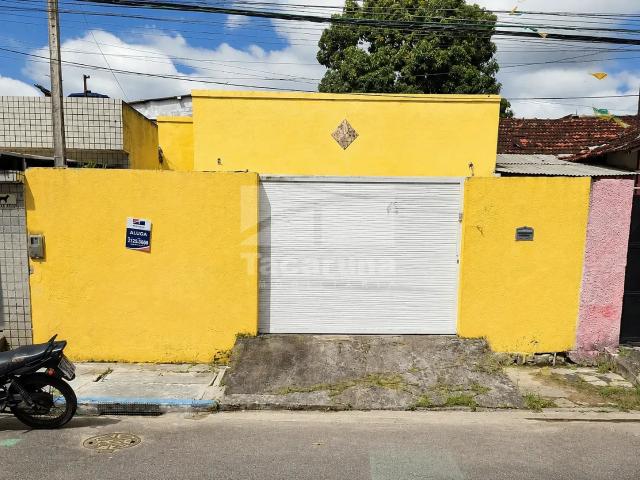 Casa em Cordeiro, Recife/PE de 100m² 3 quartos para locação R$ 2.680,00/mes