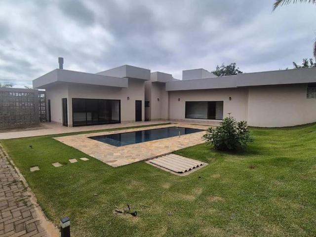 Casa Em Estância Santa Paula, Londrina/pr de 198 m² 4 Quartos Para Locação R$8.000,00/mes