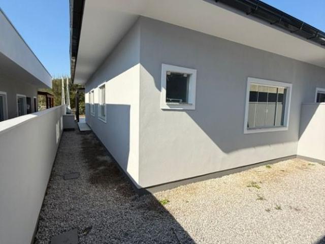 Casa em Fundos, Biguaçu/SC de 74m² 3 quartos à venda por R$ 566.600,00