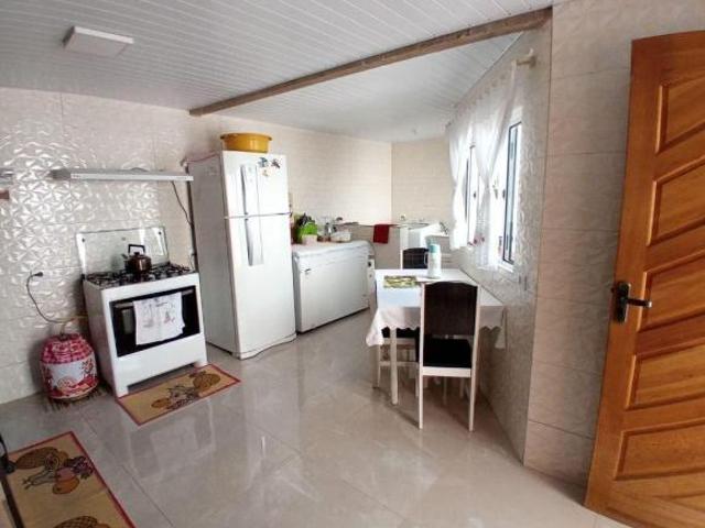 Casa em Fazendinha, Curitiba/PR de 100m² 2 quartos à venda por R$ 600.000,00