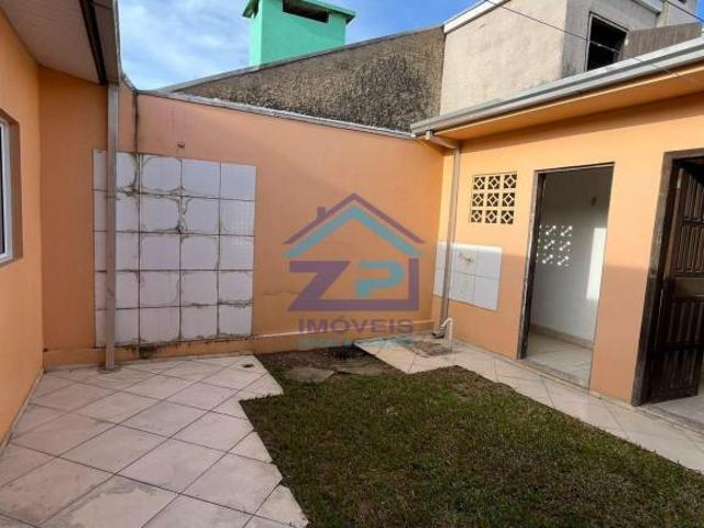 Casa em Figueirinha
